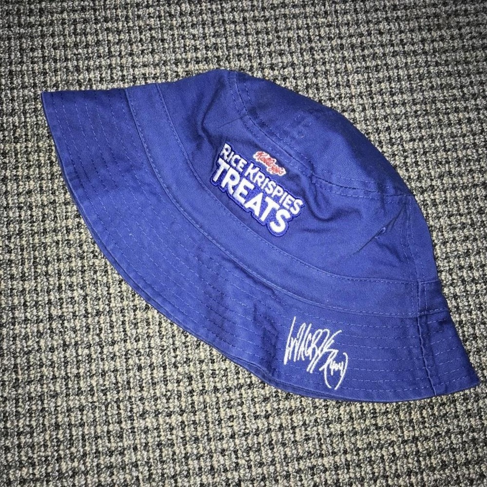 Rice krispies new‎ blue bucket hat by S&M in size S/M